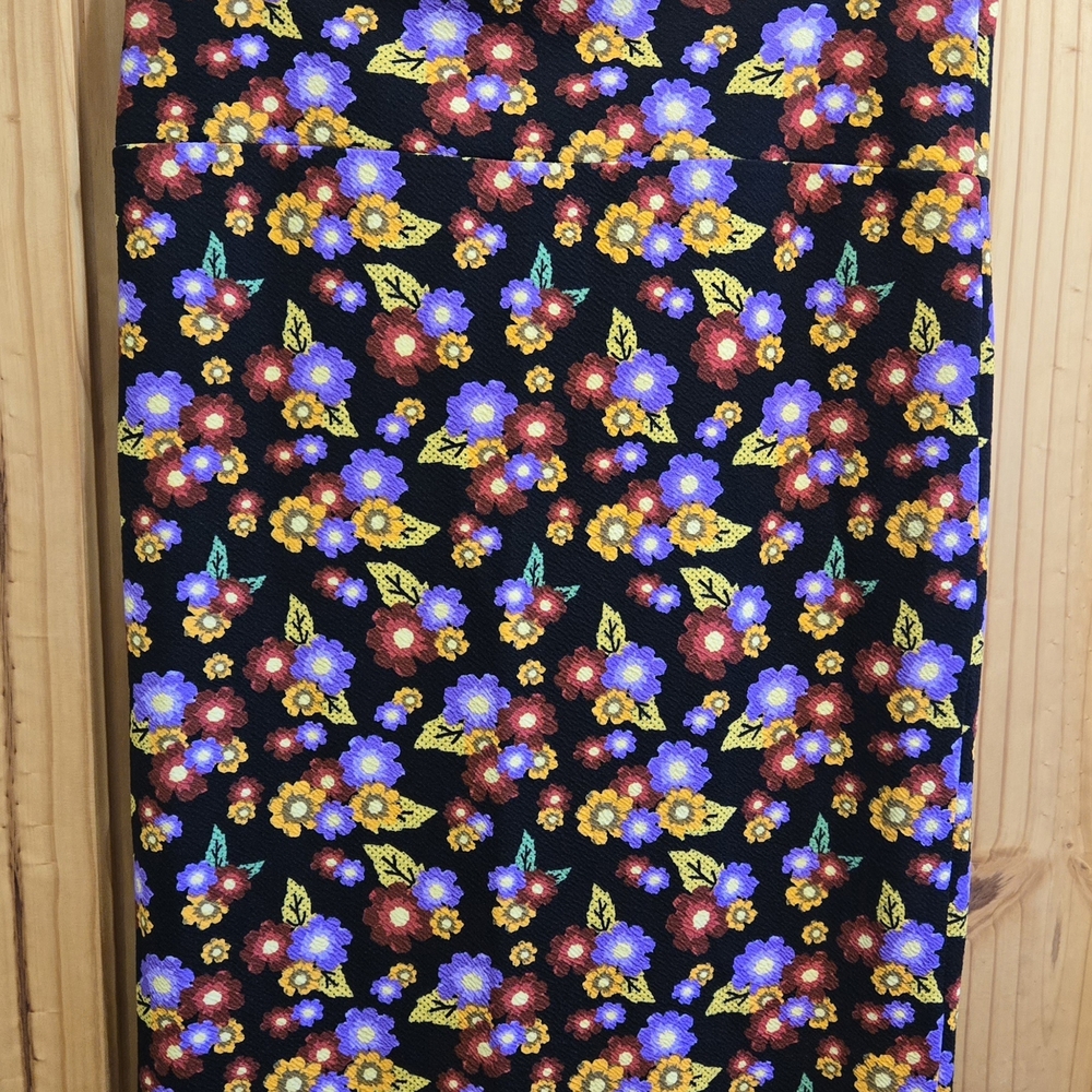 LuLaRoe Cassie Pencil Skirt Large Black Purple Yellow Floral Stretch Knee Length